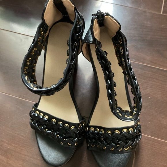 Women's Block Heel Open Toe Sandal - Picture 3 of 3